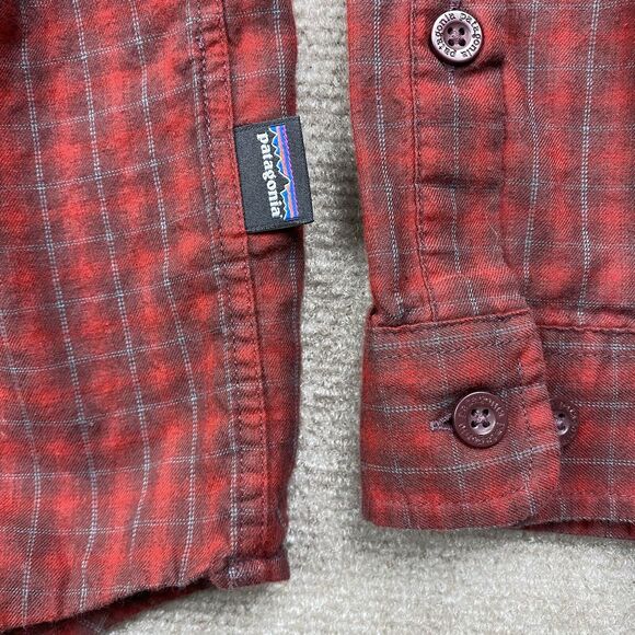 Patagonia Organic Cotton red size Large Men's Flannel Shirt - Picture 2 of 13